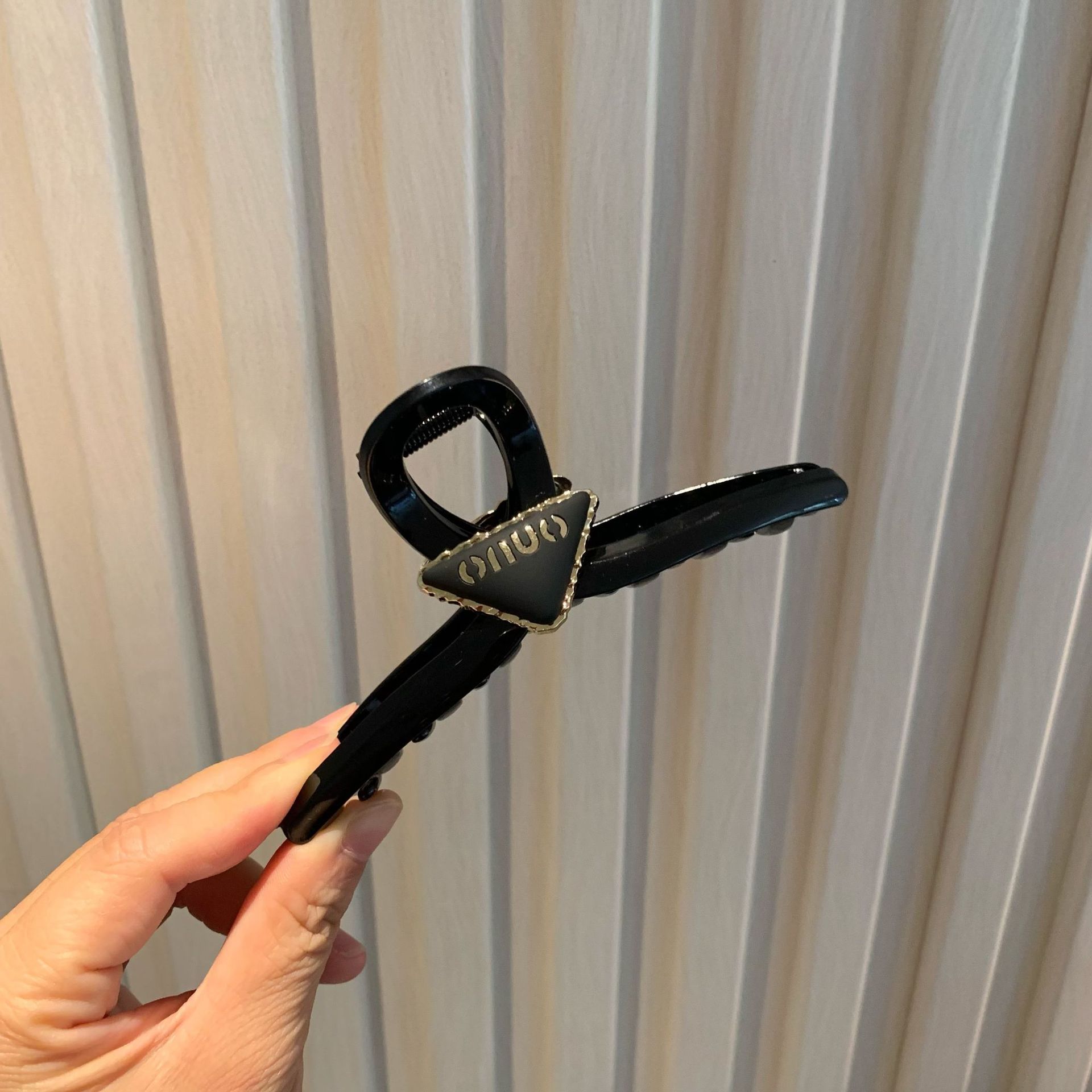 Large Size French Triangle Hair Clip Shark Clamp Women's Back of Head Hair Accessories Early Autumn New Style Hair Grips Hair Accessories