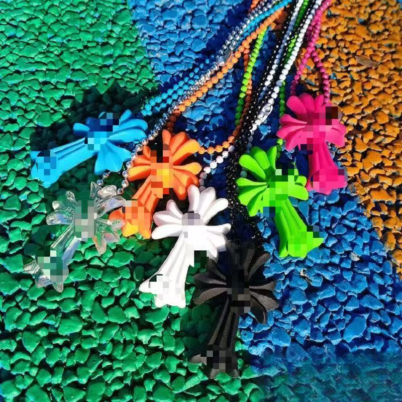 Pendant Necklaces High quality Color Resin Cross Jewelry Designer Pendant chrome Necklaces Vintage Chain Couples bullet Diamonds Necklace popular