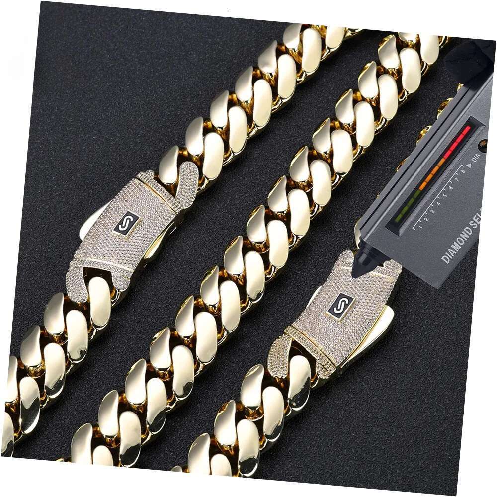 NUOYA High Quality 14K Monaco Sier Link Necklace Iced Out VVS Moissanite Clasp Smooth Cuban Chain Jewelry