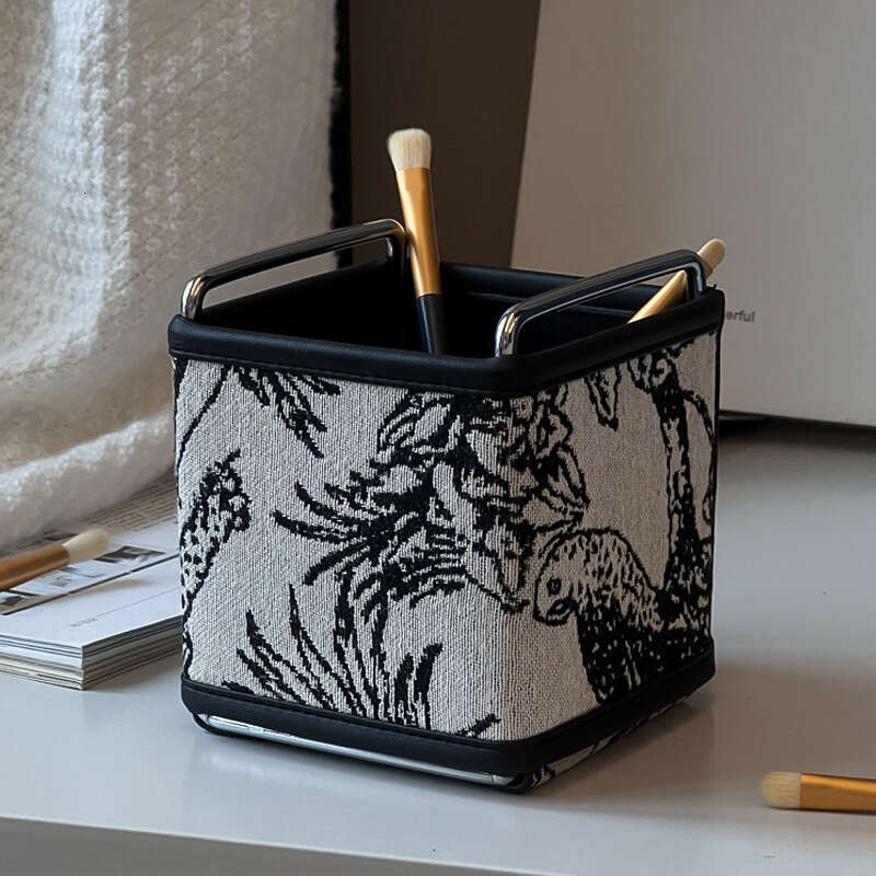 New French Style Desktop Leather High-End Light Makeup Brush Remote Control Pen Holder Stationery Miscellaneous Storage Box