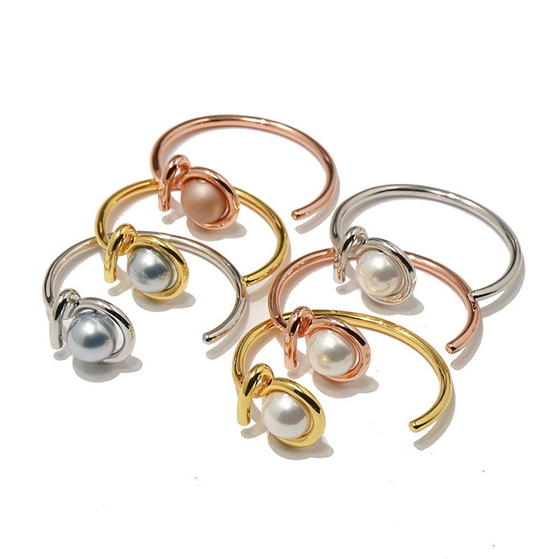 Chic & Sleek Openwork Bead Strap Wrist Ornament - Timeless Elegance