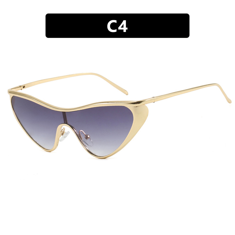 2025 Triangle Cat Over sized Sunglasses UV 400 Street Luxe Shades for Women Men Hip Hop High Fashion Sun Glasses