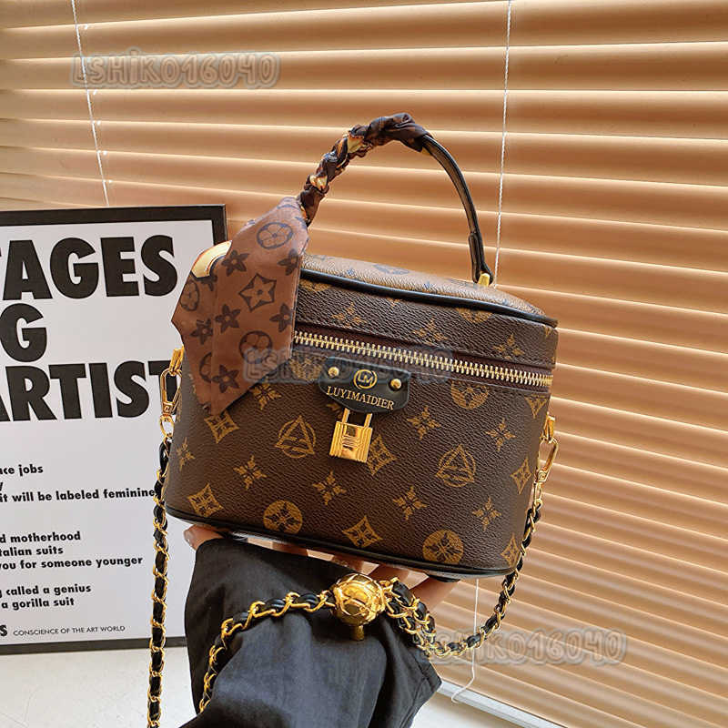 Designer 2025 New Fashionable Temperament Box High-end Printed Shoulder Crossbody Bag for Womens H250818
