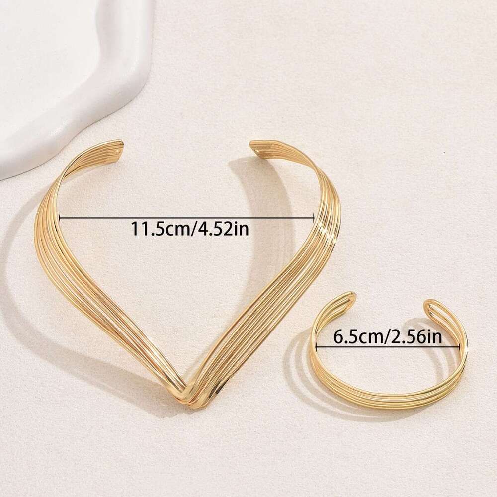 2025 New Style Necklace Bracelet Set for Women Exaggerated Punk Design Clavicle Chain Multi-layer Open Choker