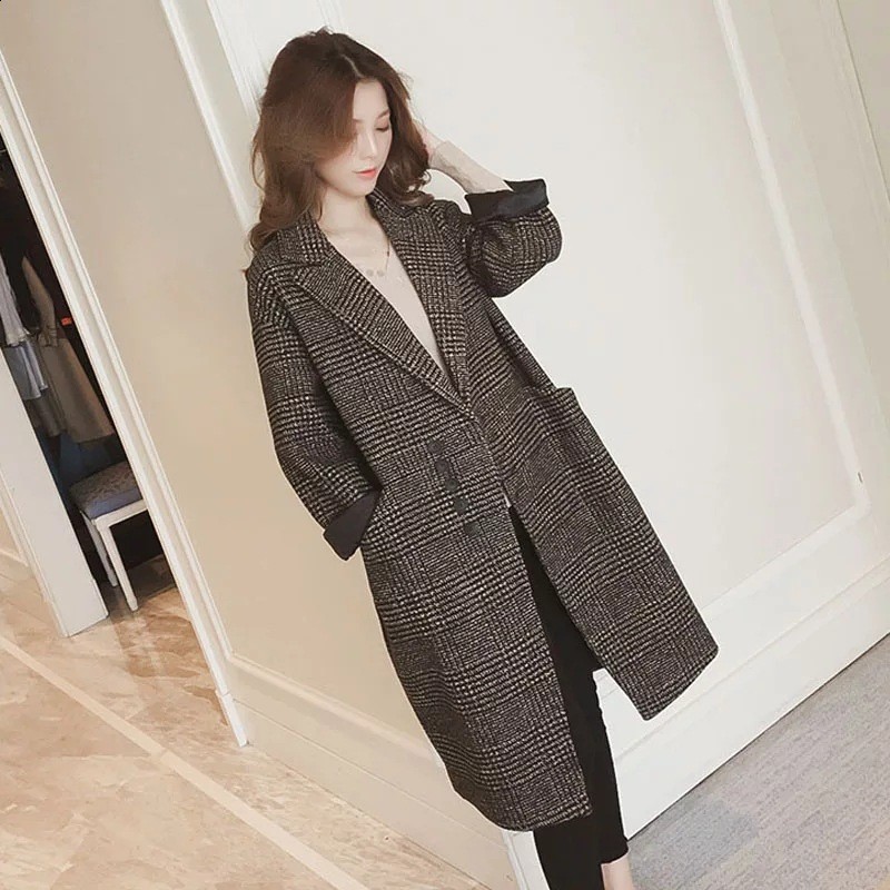Women Oversize Long Wool Coat Plaid Loose Double Breasted Fashion Female Spring Autumn Outerwear Jackets Trench Coats WJ110 211118