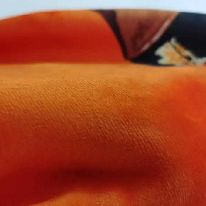 Luxury Flannel Orange Blanket Double-Sided Thick Warm Super Soft Multifunctional Blanket High Quty Decorative Throw Blanket S250818