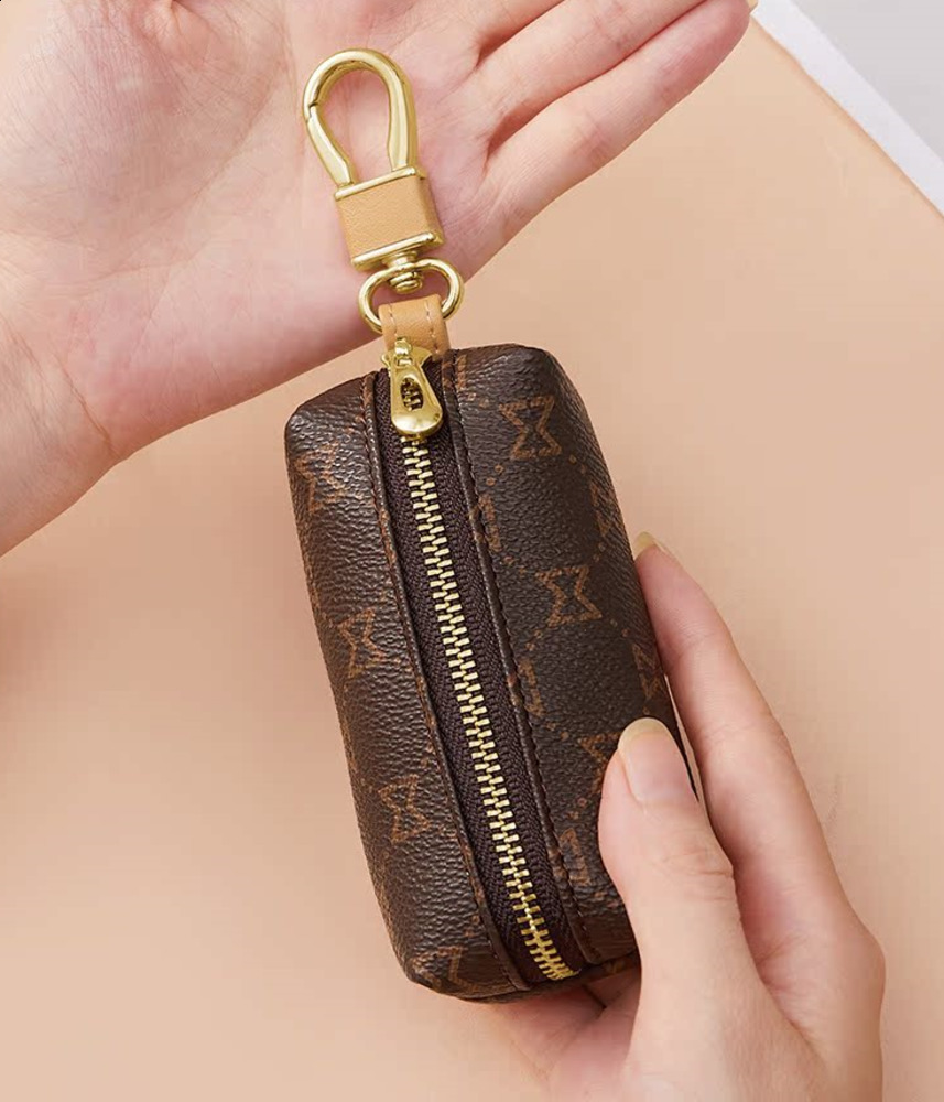 Car Key Bag Womens Large Capacity Key Protective Cover Multifunctional Key Storage Bag Key Bag Women 250818