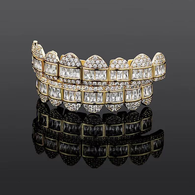 Iced Out Vvs Diamond Grillz Round Baguette 925 Sterling Silver Bling Hiphop Dope Custom Moissanite Grillz