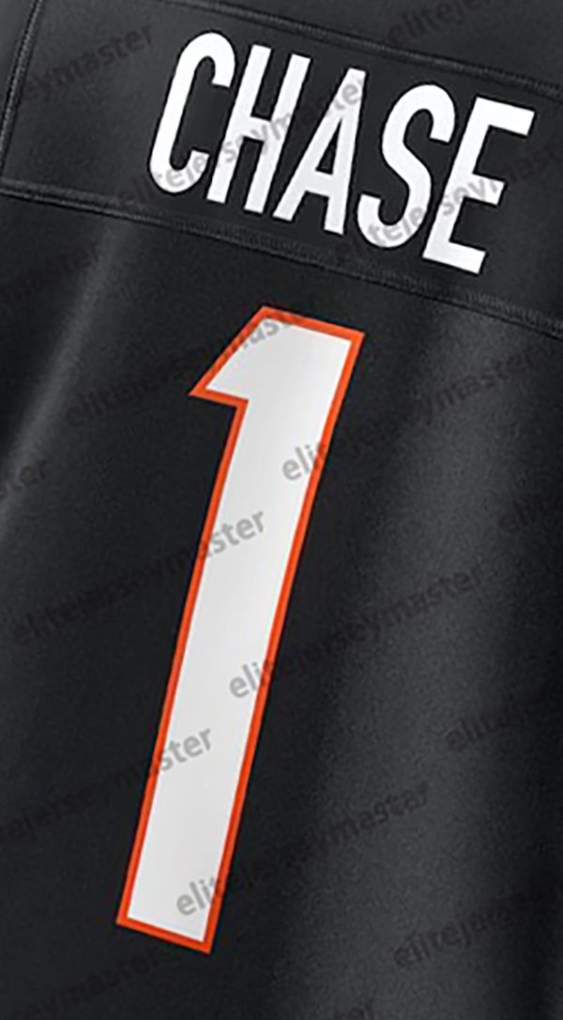 9 Joe Burrow 1 Ja'Marr Chase 5 Tee Higgins 30 Chase Brown Andrei losivas Sam Hubbard Personalized Football Jerseys Custom Any Number Name 331