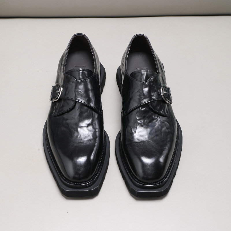 Men's buckle leather shoes made from top-grain cowhide, suitable for weddings and workwear, European style, luxurious quality.