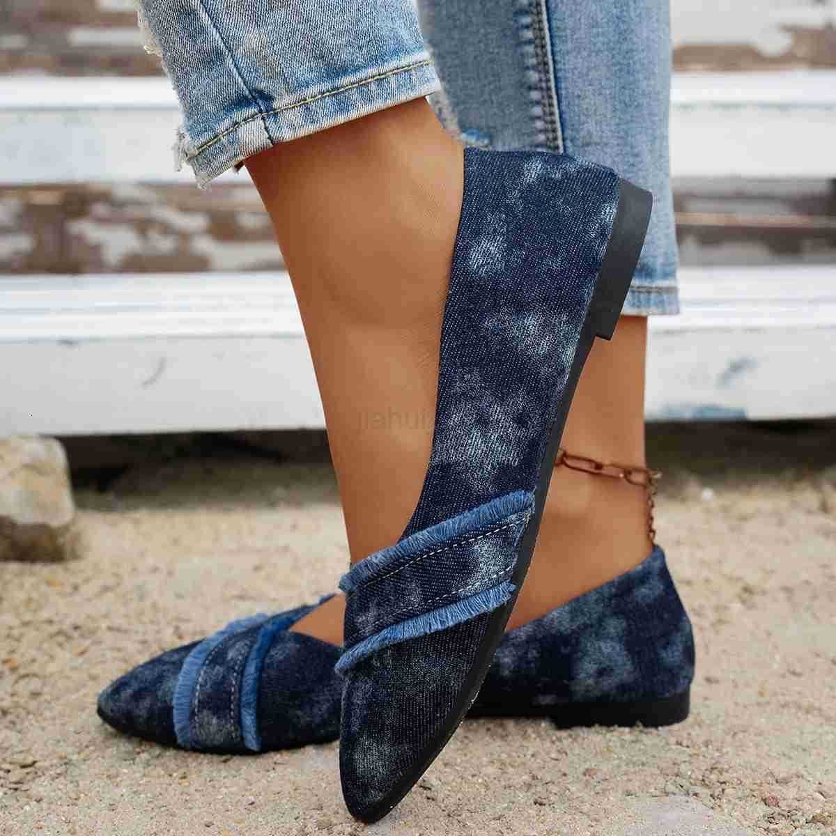 Stylish Pointed Flat Single Shoes Versatile Fabric Slip-on Casual Womens Shoes M250818