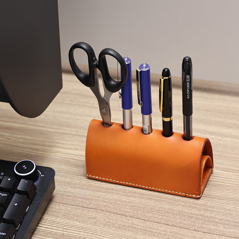 Handmade Genuine Leather Pen Holder Multifunctional Vegetable Tanned Leather Cowhide Pen Insert Storage Creative Office Ornament Makeup Brush 250818