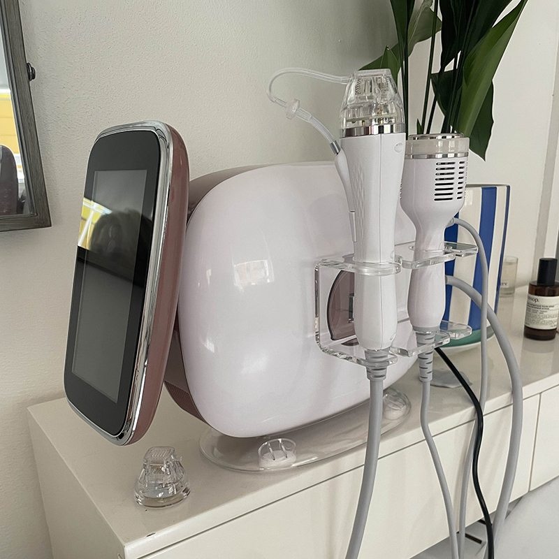 Microneedling RF Face Lifting Beauty Machine With Cold Hammer 2in1 Fractional RF Radio Frequency Needling Wrinkle Removal Acne Scars Stretch Mark Trea