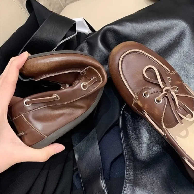 2025 Womens Loafers Shoes Genuine Leather High Quality Round Toe Soft Sole Flat Shoes Lace Up Breathable Ladies Casual Shoes M250818