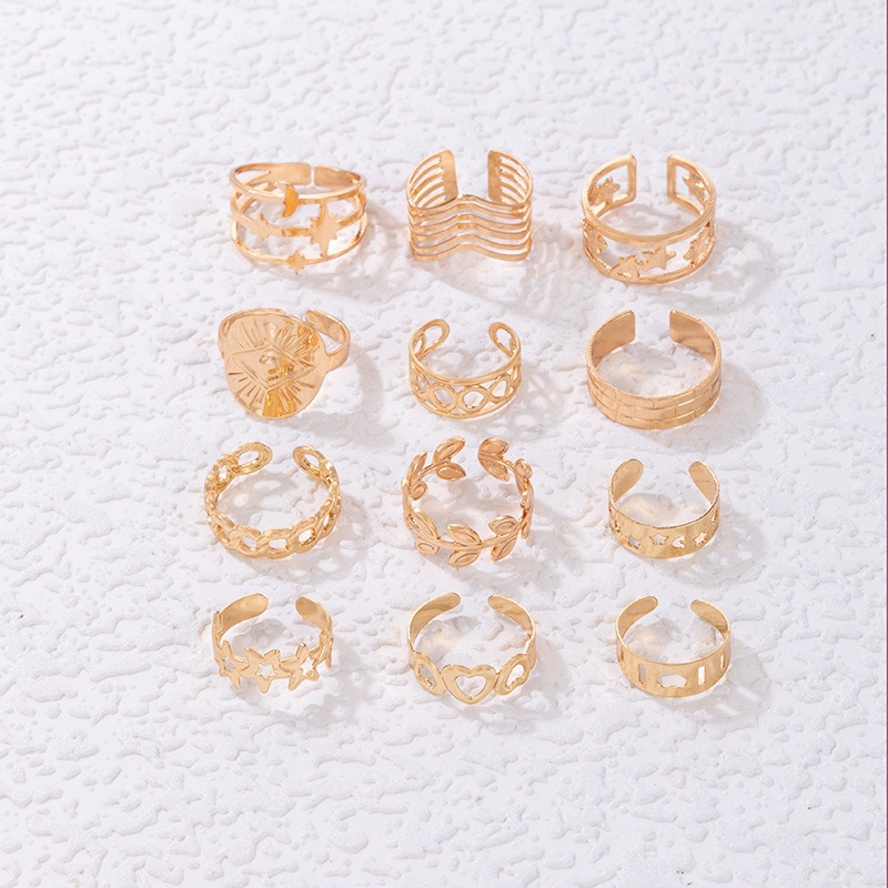 Versatile Geometric Pattern Hollow Band with Leaf Motif for Unique Style Statement