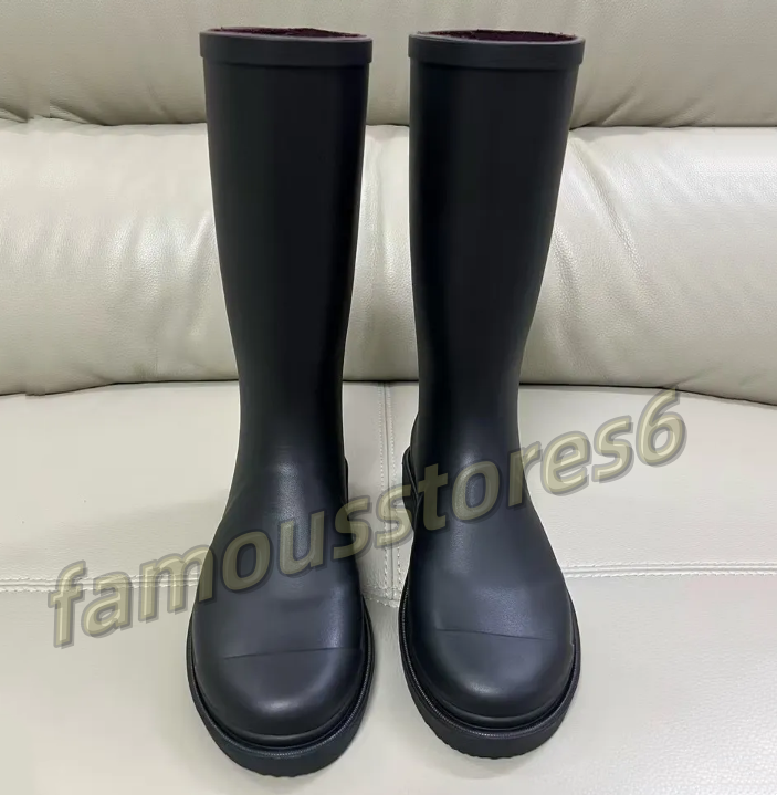 2024 Rain Boots Season Proof Water Dhgate Women's Knee Boot Medium Tube Thick Bottom Chimney British Style Shoes Size 36-41