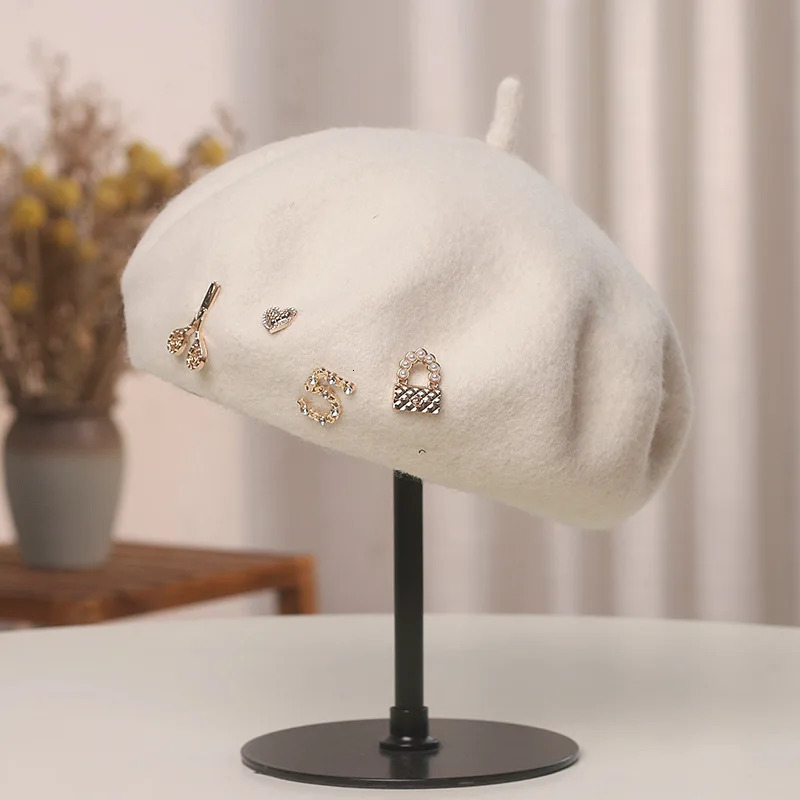 Autumn Winter Love Badge Womens Wool Tweed Beret Fashion Retro Painter Hat Pumpkin Hat 250819
