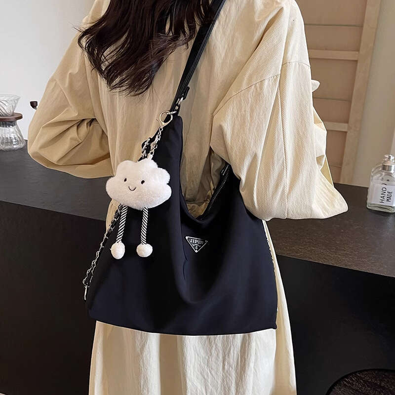 Designer bag Luxury bag Versatile Large Capacity For College Students Commuting Single Shoulder Crossbody Bag