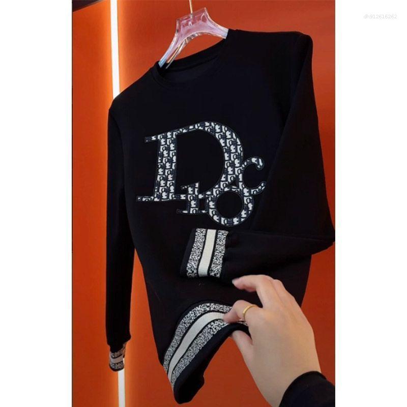 Men's Hoodies Autumn And Winter Sweatshirt Round Neck Long Sleeve All-match Loose Niche Design Sense Slimming Western Style