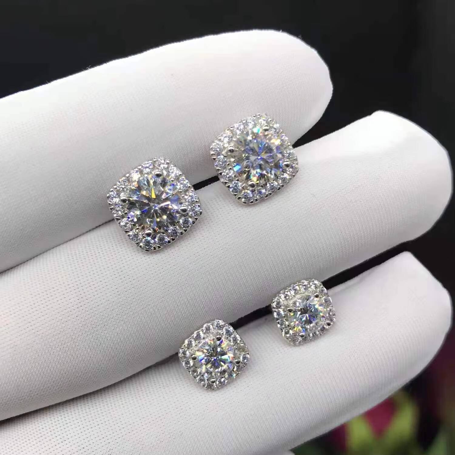 Wholesale Fine Jewelry 925 Sterling Silver Charm Moissanite Diamond Stud Earrings
