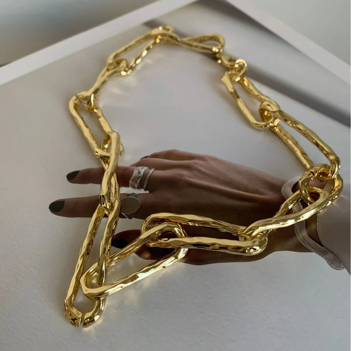 Retro Gold-plated Short Chunky Necklace for Women Big Girls Thick Chain Splicing Metal Choker Jewelry Collares Para Mujer 250815