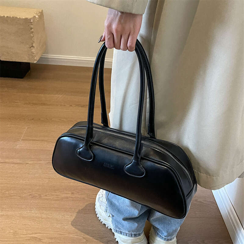 Designer Bag Tote Bag Shoulder Bag Commuting Large Capacity For Women New Autumn Winter Fashion Tote Daily Work Shoulder Bag