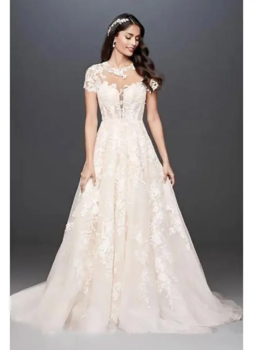 Oleg Cassini Plus Size Wedding Dresses Short Sleeve Jewel Neck Princess Garden Country Wedding Dress Bridal Gown