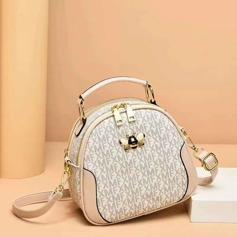 Fashionable foreign style small bag female high end sense 2024 new trendy all match portable net red Messenger single shoulder large