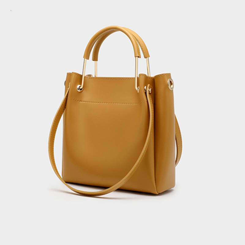 2024 New Trendy Brand Handbag Fashion Large Capacity Bucket Women's Korean Edition Simple and Versatile One Shoulder