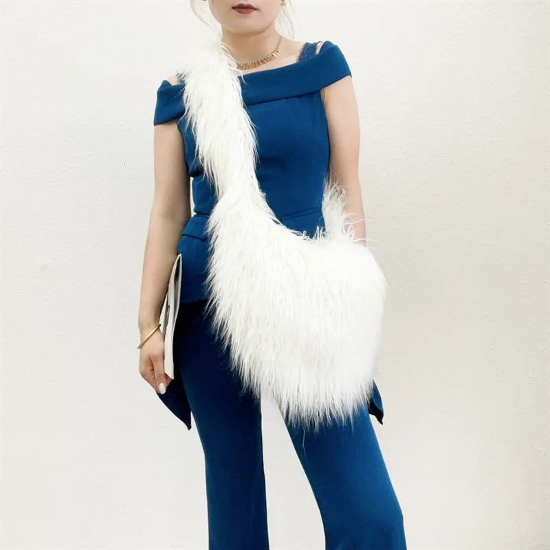 Fluffy Plush Shoulder Bag Warm Faux Mongolian Fur Crossbody Bags for Women s Large Hobo Handbags Shopper Purses 250818