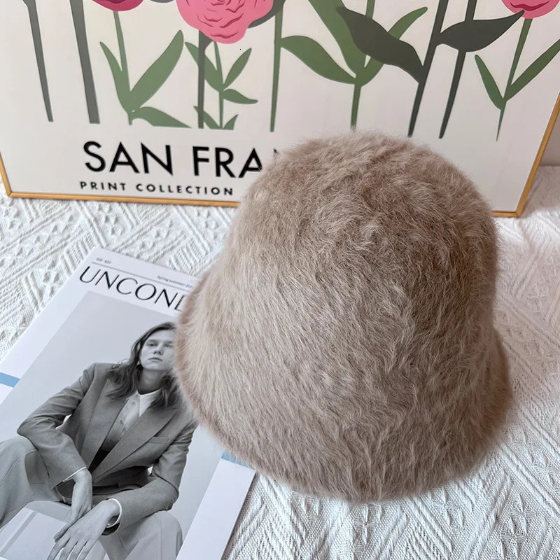 Rabbit hair fisherman hat for women Autumn-winter basin hat head round plush senior sense face small white bucket hat for women 250819