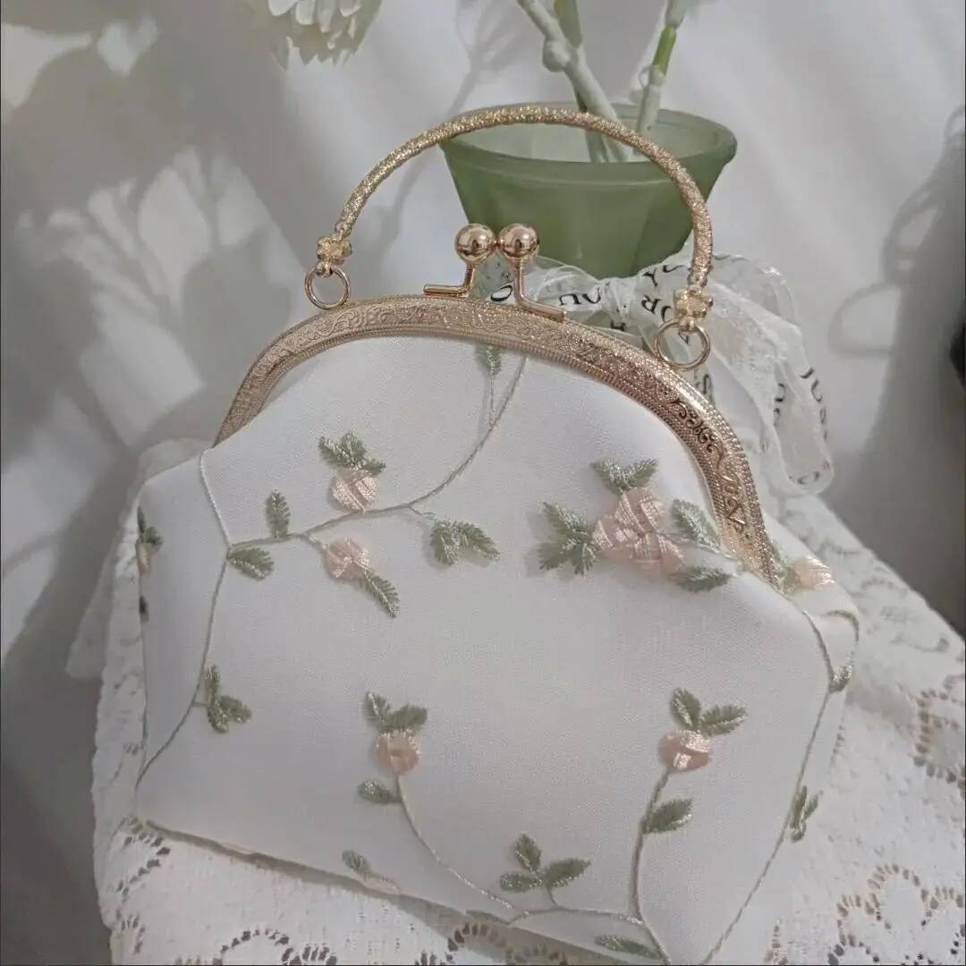 Vintage Embroidery Lace Flowers Shell Lock Purses For Wedding Small Chain Women Shoulder Crossbody Bag Fringe Bags