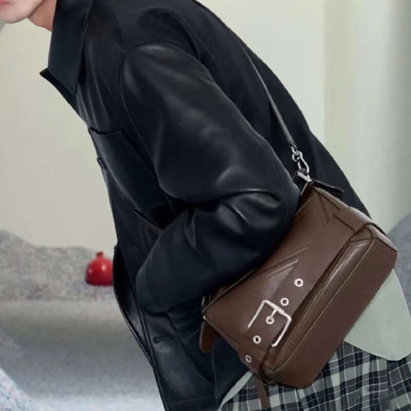 Designer Bag Tote Bag Shoulder Bag Autumn Winter New Belt Buckle Fashion Versatile Motorcycle Commuter Elegant Handheld Crossbody Niche Design Women S