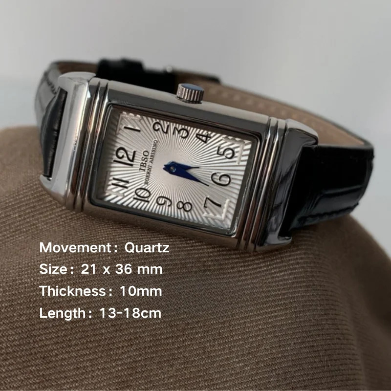 Quartz Watch for Woman with a Diameter of 36mm Thickness of 10mm Leather Strap Reversible Case Body Waterproof to 30 Meters 250819