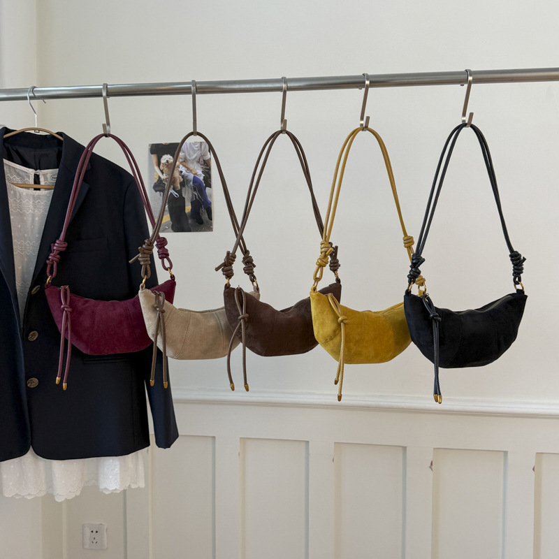 2025 Autumn Early Autumn Fashion Dumpling Bag New Women's Bag Niche Simple Shoulder Bag Korean Fashion Women's Corner Bag Women's Cross