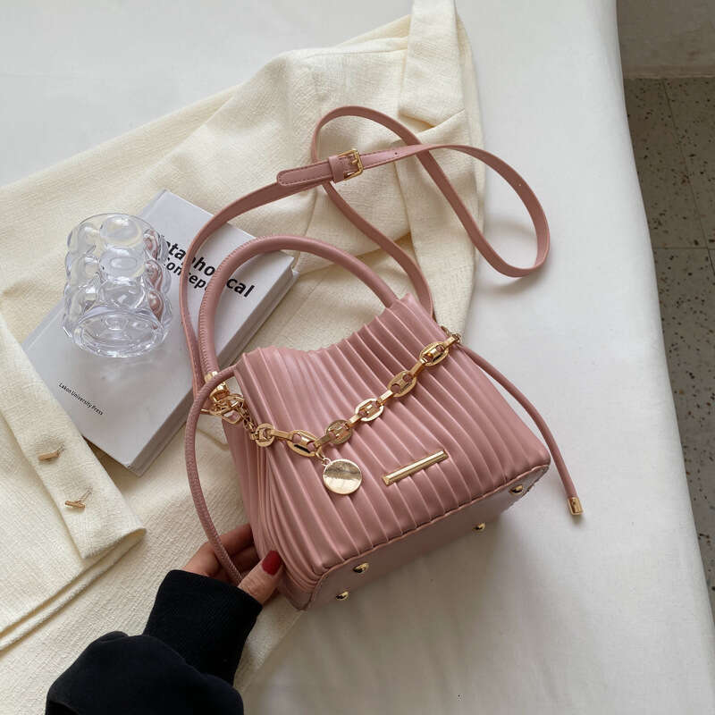 Handheld Pleated for Women Designer Summer 2025 New Trendy Fashion Niche Bags Bucket Versatile Ins Style Single Shoulder Crossbody Bag