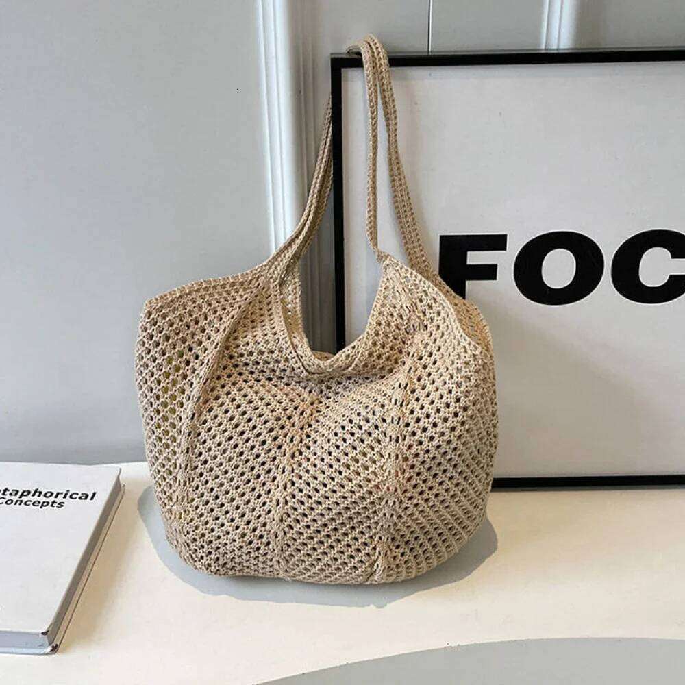 Fashion Women's Hollow Woven Shoulder Bags Large Capacity Knitting Underarm Solid Crochet Tote Handbag Summer Mesh Beach Bag