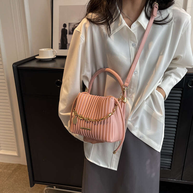 Handheld Pleated for Women Designer Summer 2025 New Trendy Fashion Niche Bags Bucket Versatile Ins Style Single Shoulder Crossbody Bag