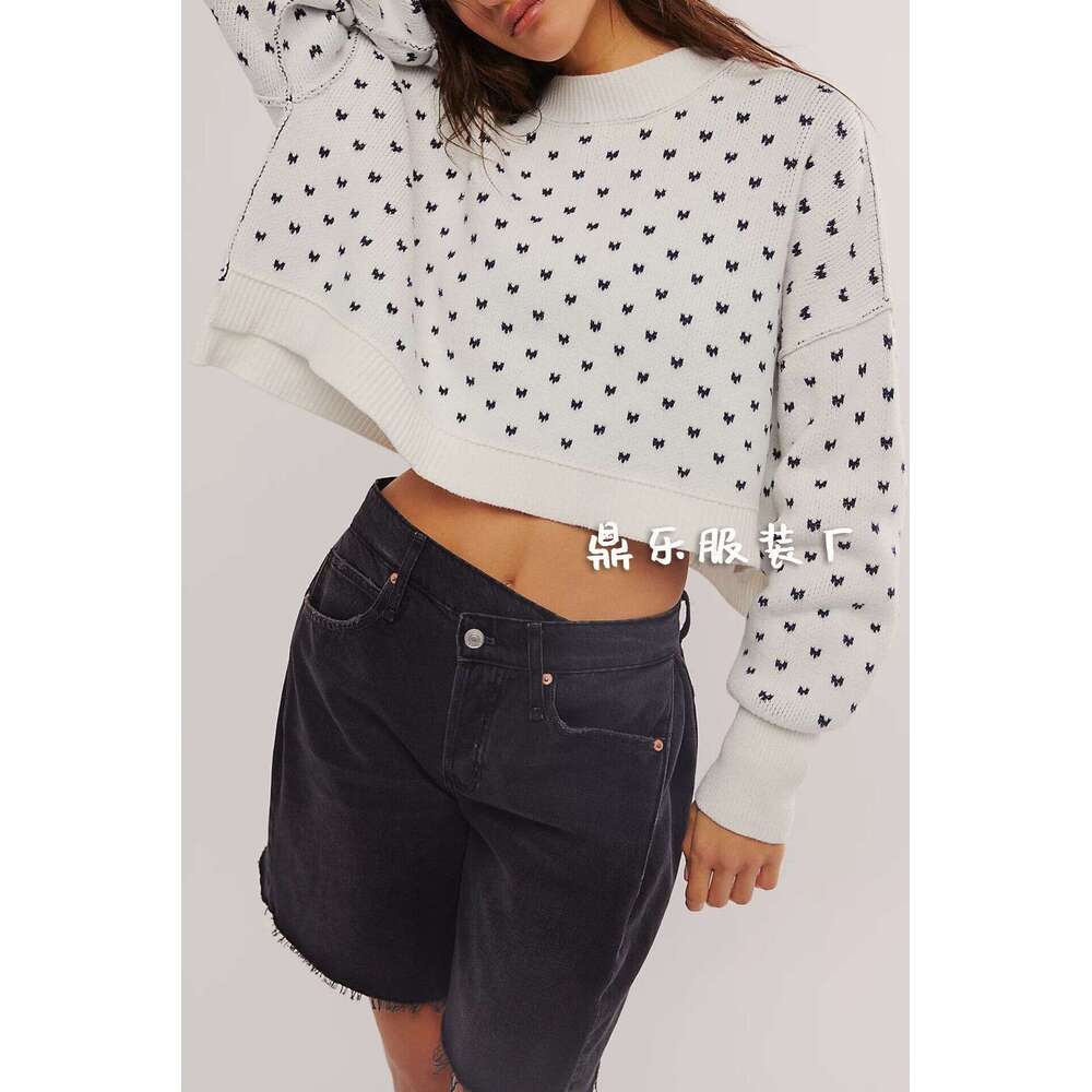 New Autumn Winter Round Neck Knitted Sweater Short Loose Butterfly Jacquard Pullover Women's Fashion B5
