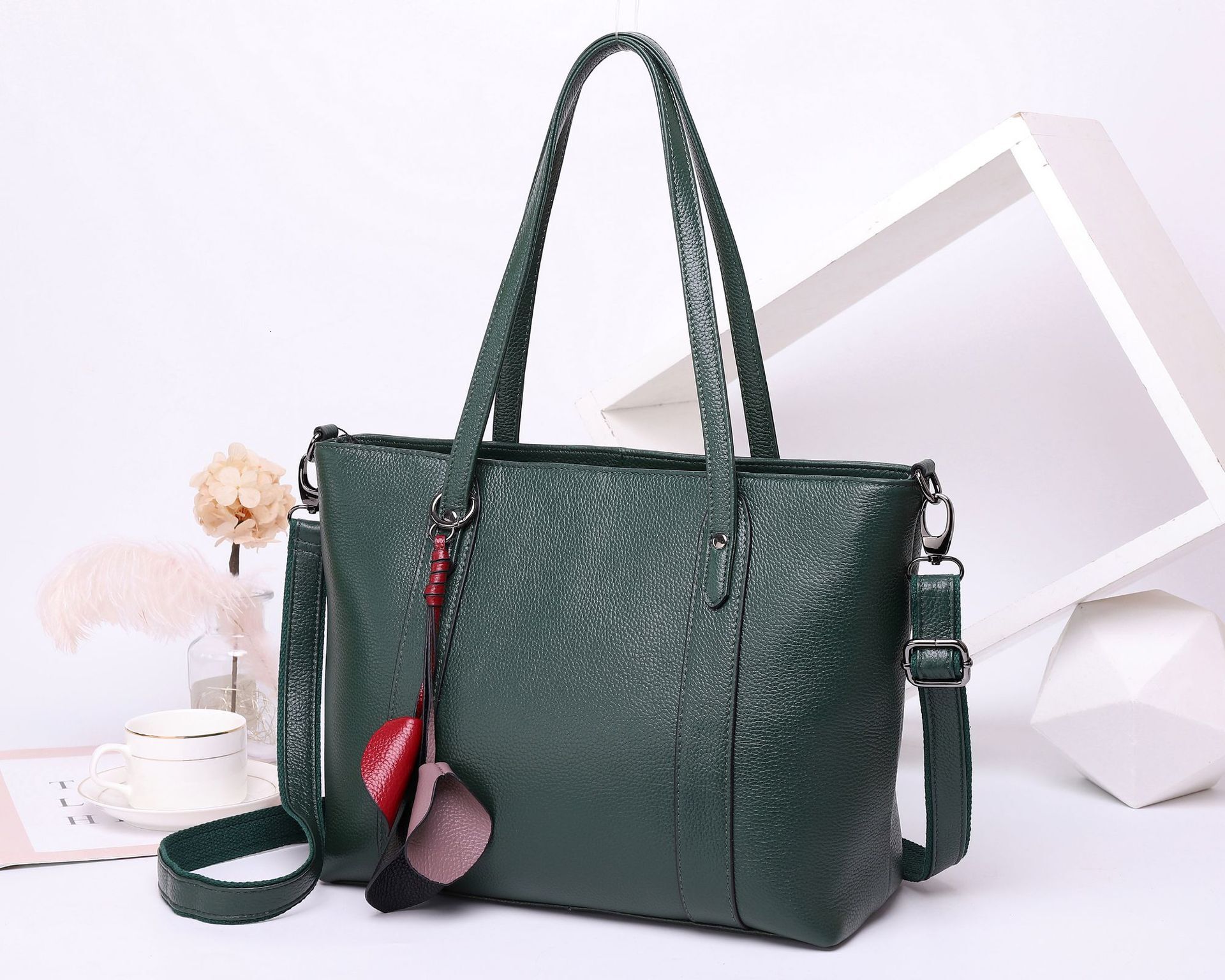 Free shipping designer Autumn Winter Top Layer Cowhide Fashion Women Bag Tote Bag Handbag Crossbody Bag Genuine Leather Large Capacity Women Shopping 