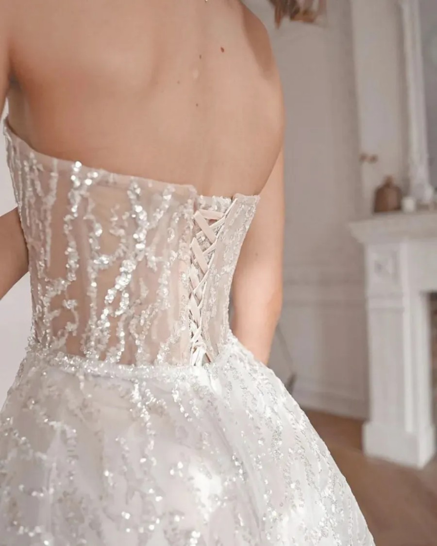 Summer Sequins Wedding Dress A Line Strapless Bridal Gowns Backless Bride Gowns Sparkly Beading Beach Robe