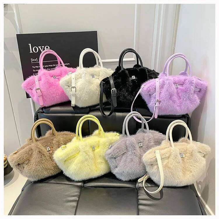 Autumn And Winter Designer Fashion Ruched Hobos Women Handbags Soft Plush Small Tote Bag Cute wing Shoulder Crossbody Bags 2025
