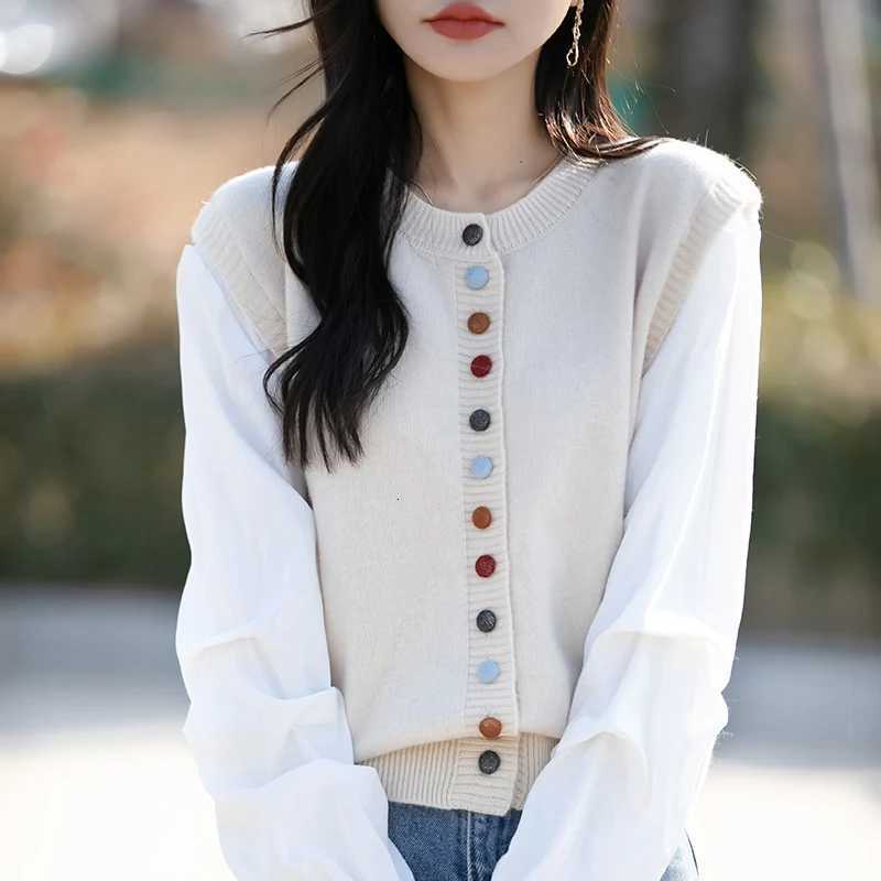 2025 New Womens Cardigan Womens Cashmere Cardigan Womens Sweater Knitted Cardigan Fe Two Piece Color Buckle Cardigan XJ250819