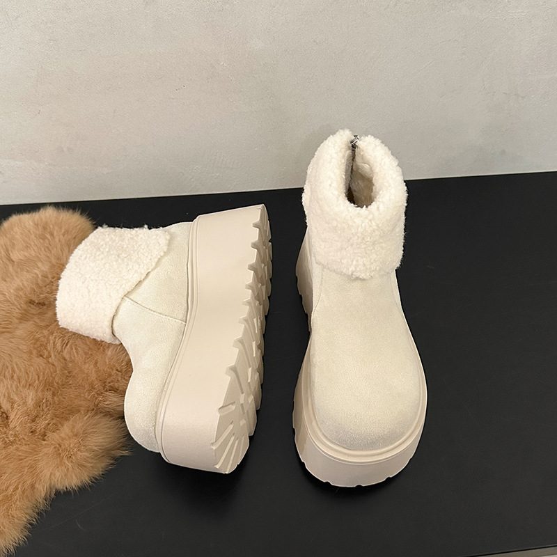 new Free delivery designer woman cotton boots Snow boots with plush fashionable and comfortable simple and warm boots
