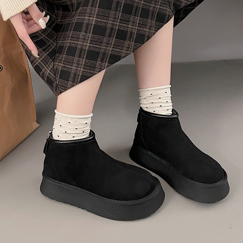 hot Free delivery designer woman cotton boots Snow boots with simple and plush design fashionable and comfortable cotton boots