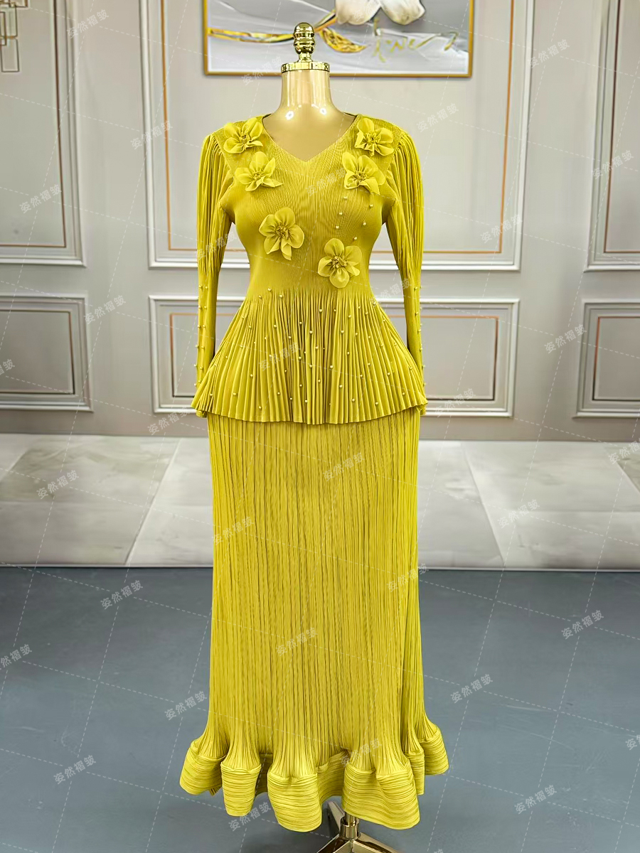 Women's Dresses Chic Floral Patterned Long Sleeve Gown with Decorative Fringe Accents 25105