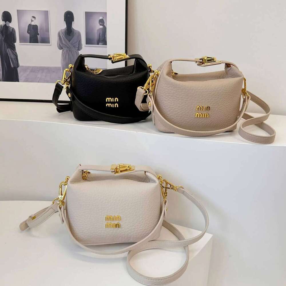 Premium Soft Leather 2025 New Light Handbag Magnetic Buckle Small Square Niche Simple Shoulder Bag