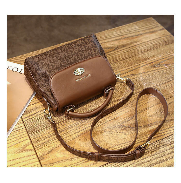 New Fashion Crossbody Messenger Bags for Women Single Shoulder Large Capacity Casual Versatile Handbags