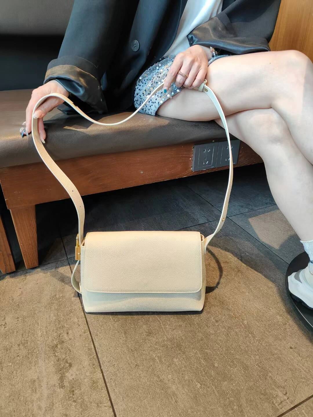 Genuine Leather Women Shoulder Crossbody Blue Bag Designer High Quality Soft Cowhide Ladies Black Handbag Beige