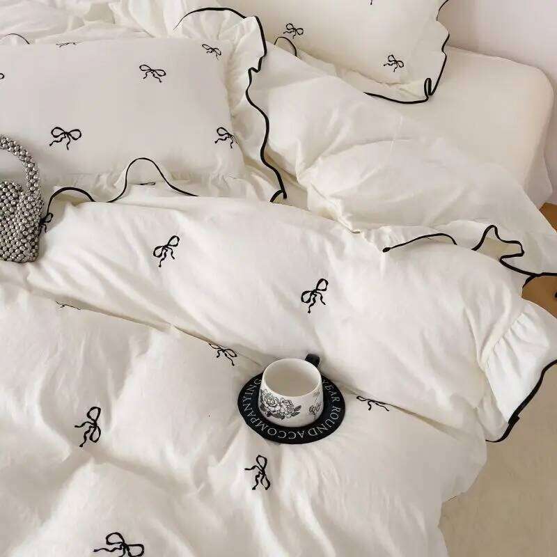 3pcs bow embroidery Bedding set ruffles Duvet Set (1*Duvet Cover + 2*case, Without Core)for bedroom guest room